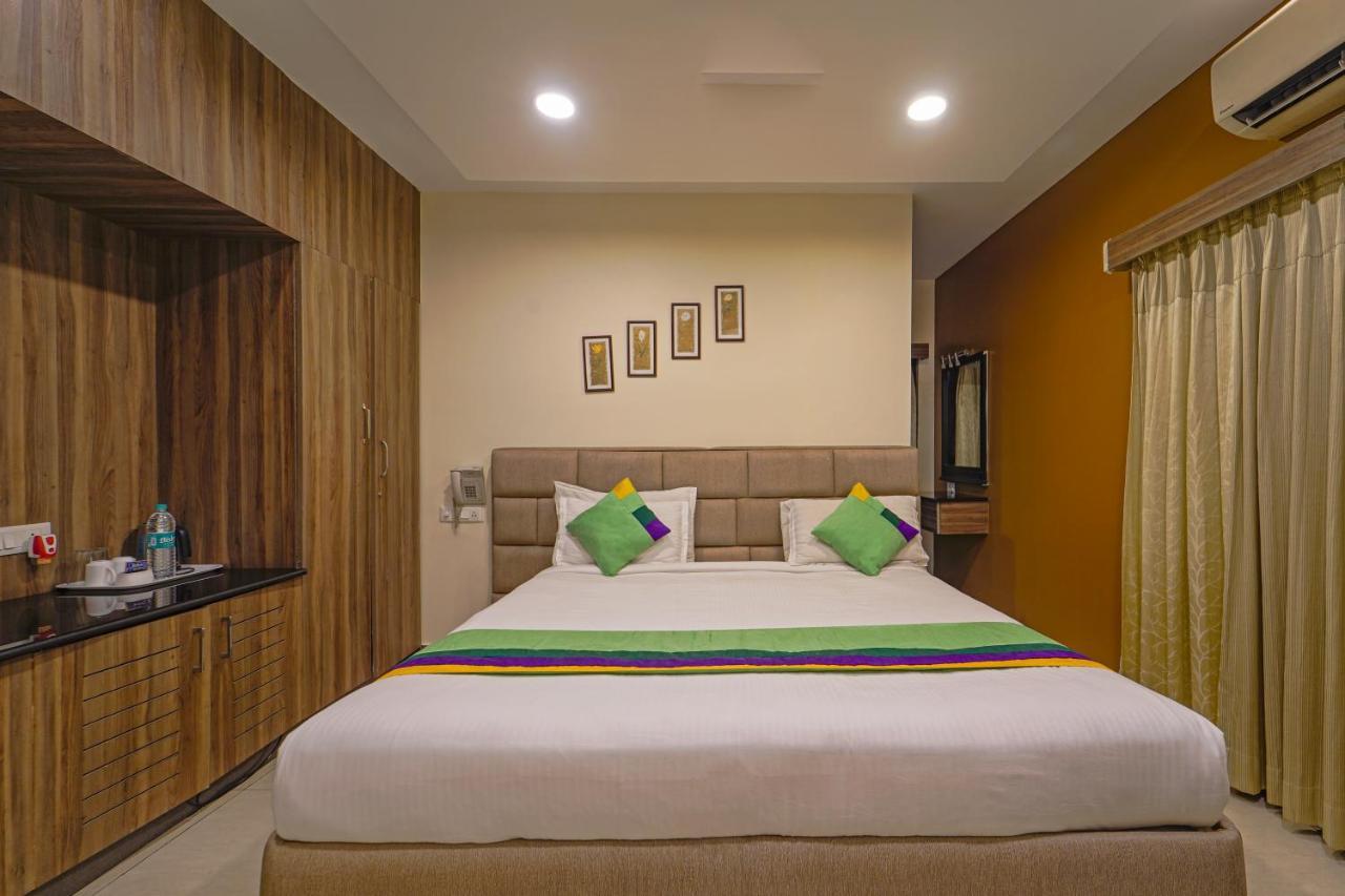 Treebo Elan Hotell Chennai Exteriör bild