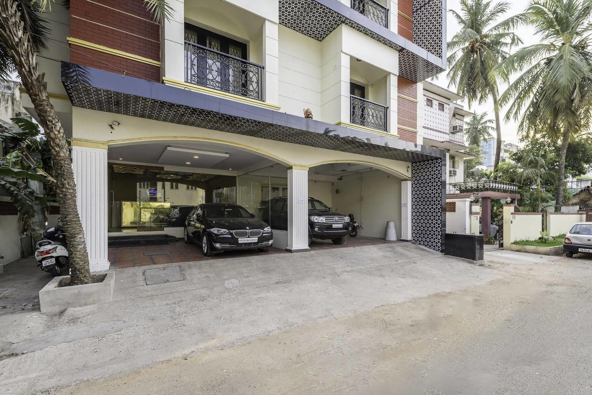 Treebo Elan Hotell Chennai Exteriör bild